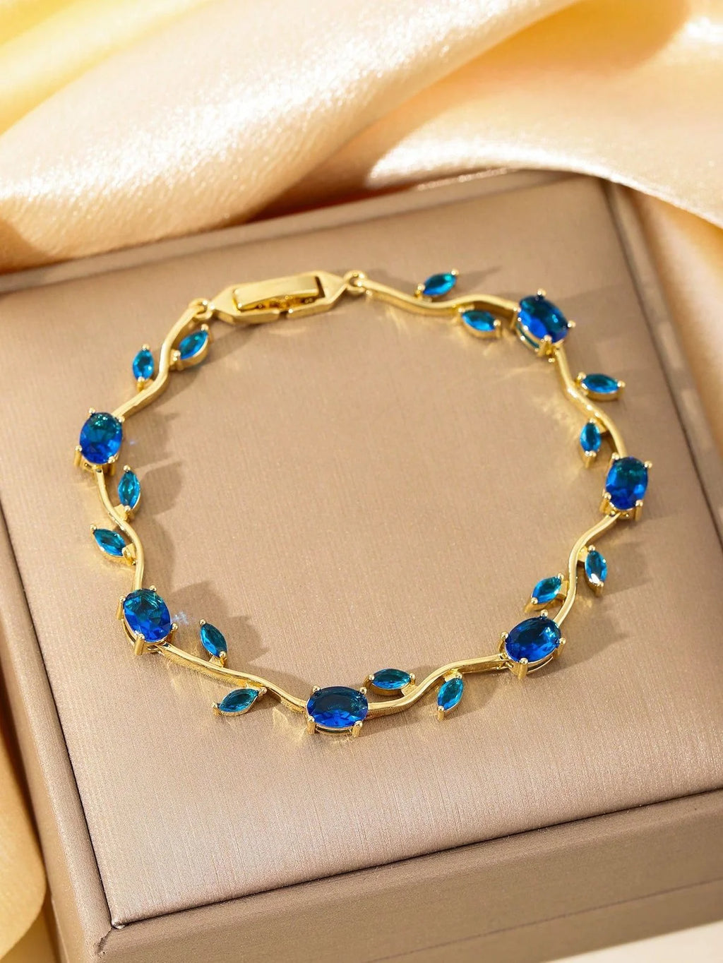 Tulip Bracelet